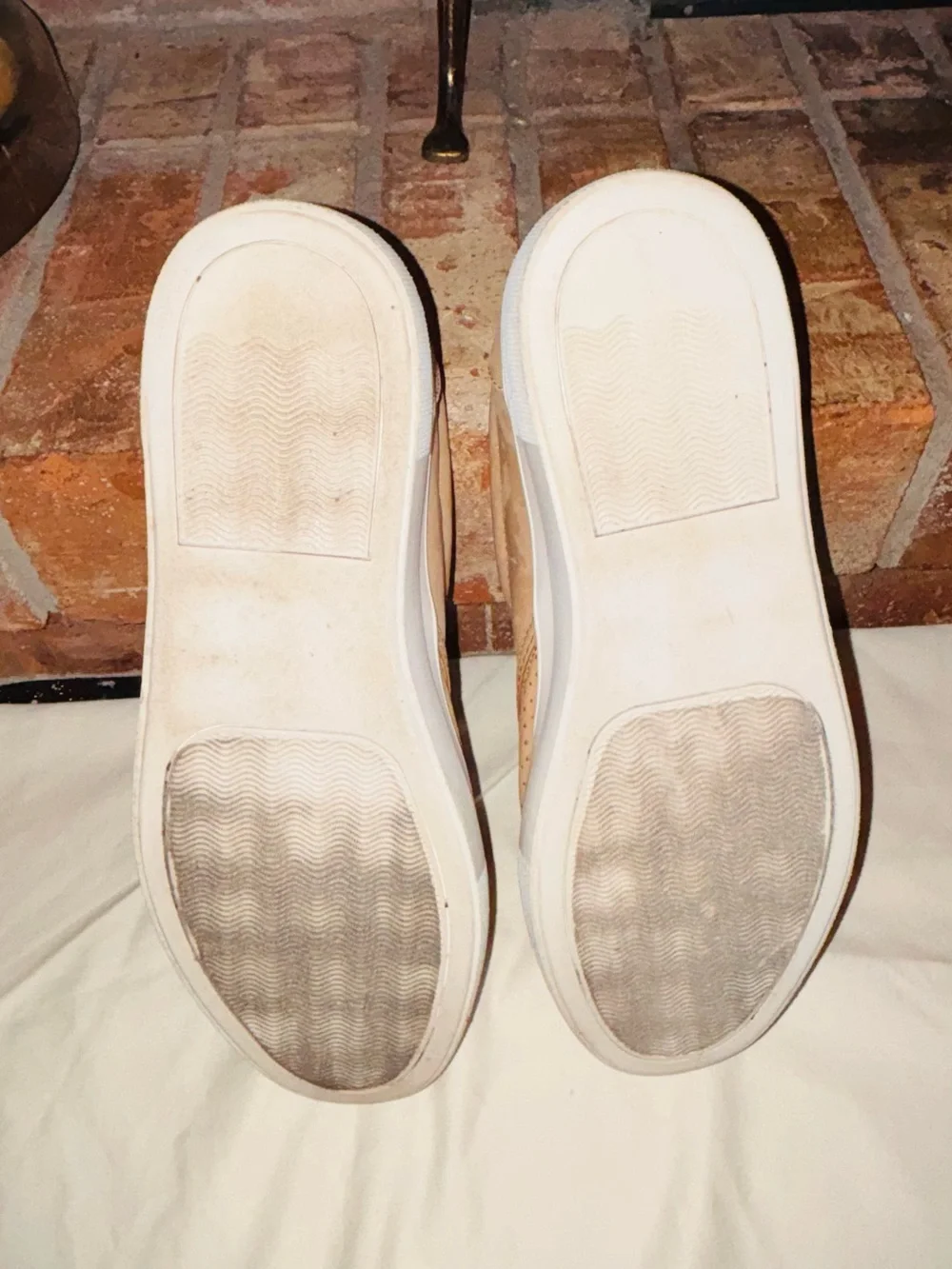 Soda Casual Closed Toe Slip-On Vented Mesh Sneaker Shoes Size 11